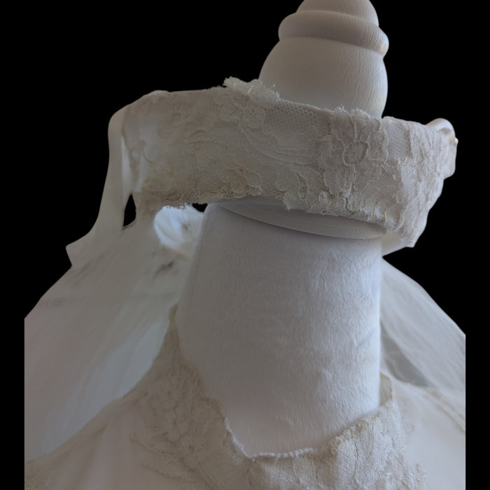 1977 cathedral veil