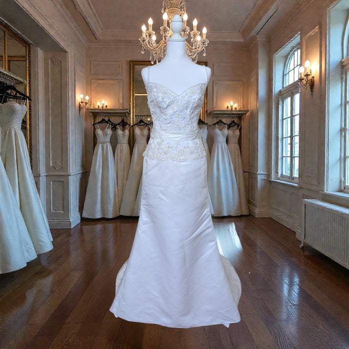 Maggie Sottero 2015 Lace Wedding Dress – Size 6, White Bridal Gown