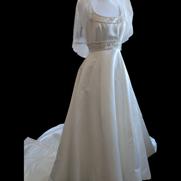 Vintage 2000 Mori Lee Wedding Dress