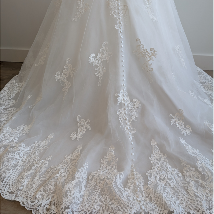 2018 Private Label by G Wedding Gown