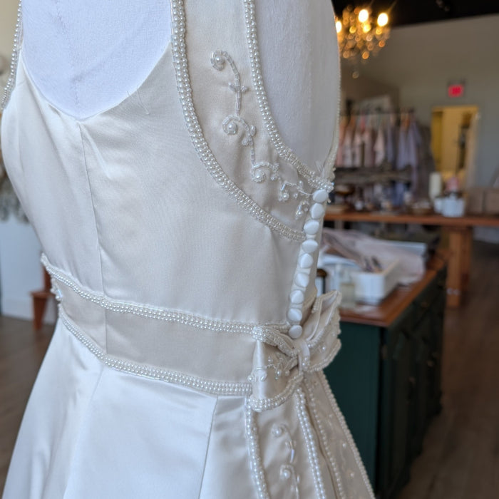 Vintage 2000 Mori Lee Wedding Dress