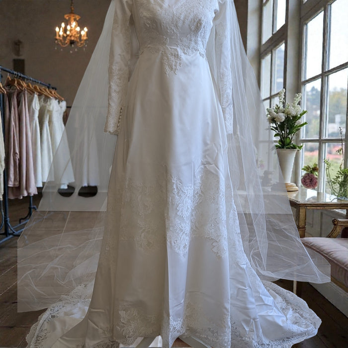 1977 cathedral veil